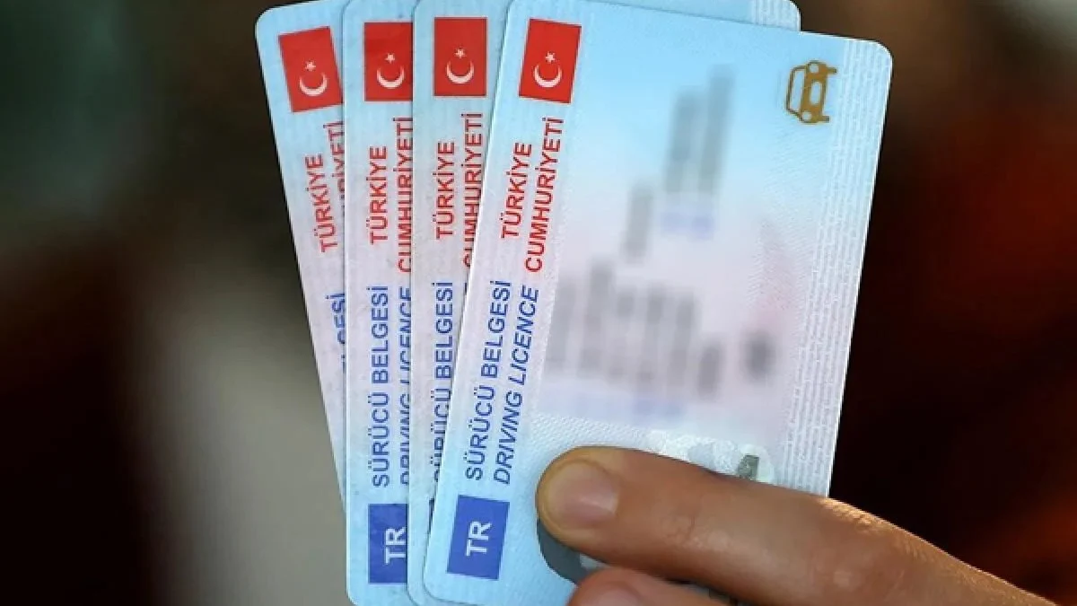 Yeni Ehliyet Alanlar İçin Araç Kullanma Rehberi
