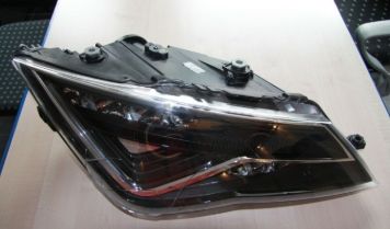 SKODA - ÖN FAR KASASI SOL (LEDLİ TİP) LEON 2013- - 5F19411007A/B/D/E