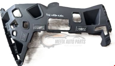 RENAULT - ÖN TAMPON BRAKETİ (SAĞ) CLİO 5.5 2023- - 620364859R
