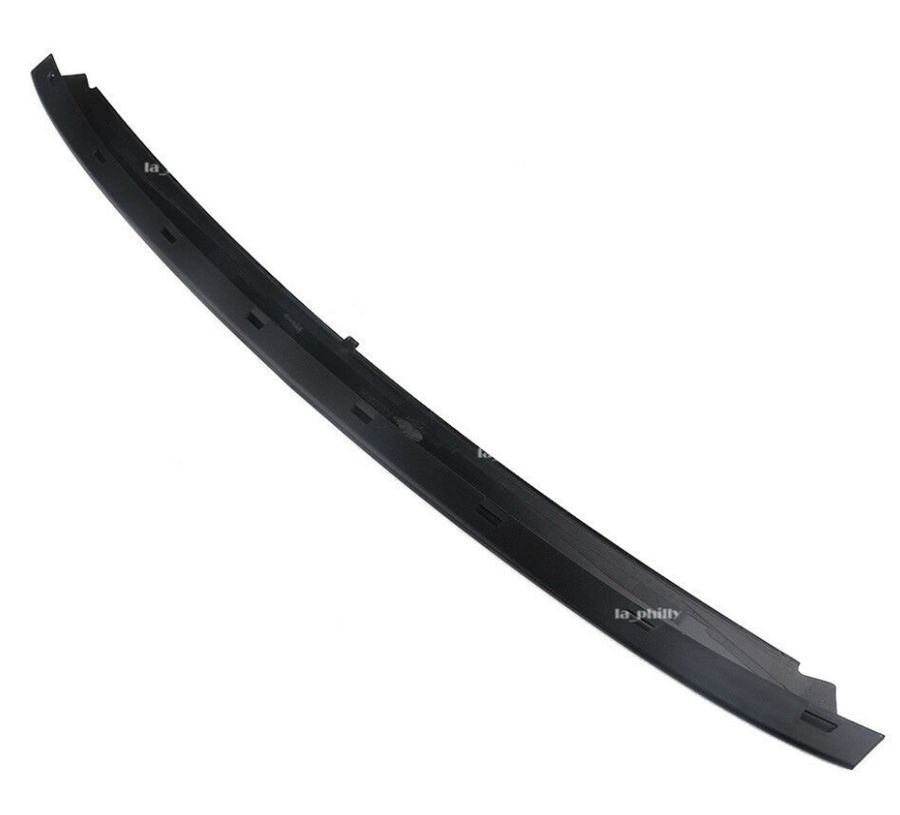 BMW - ÖN TAMPON IZGARA ÇITASI ORTA F32 2014- - 51117315473