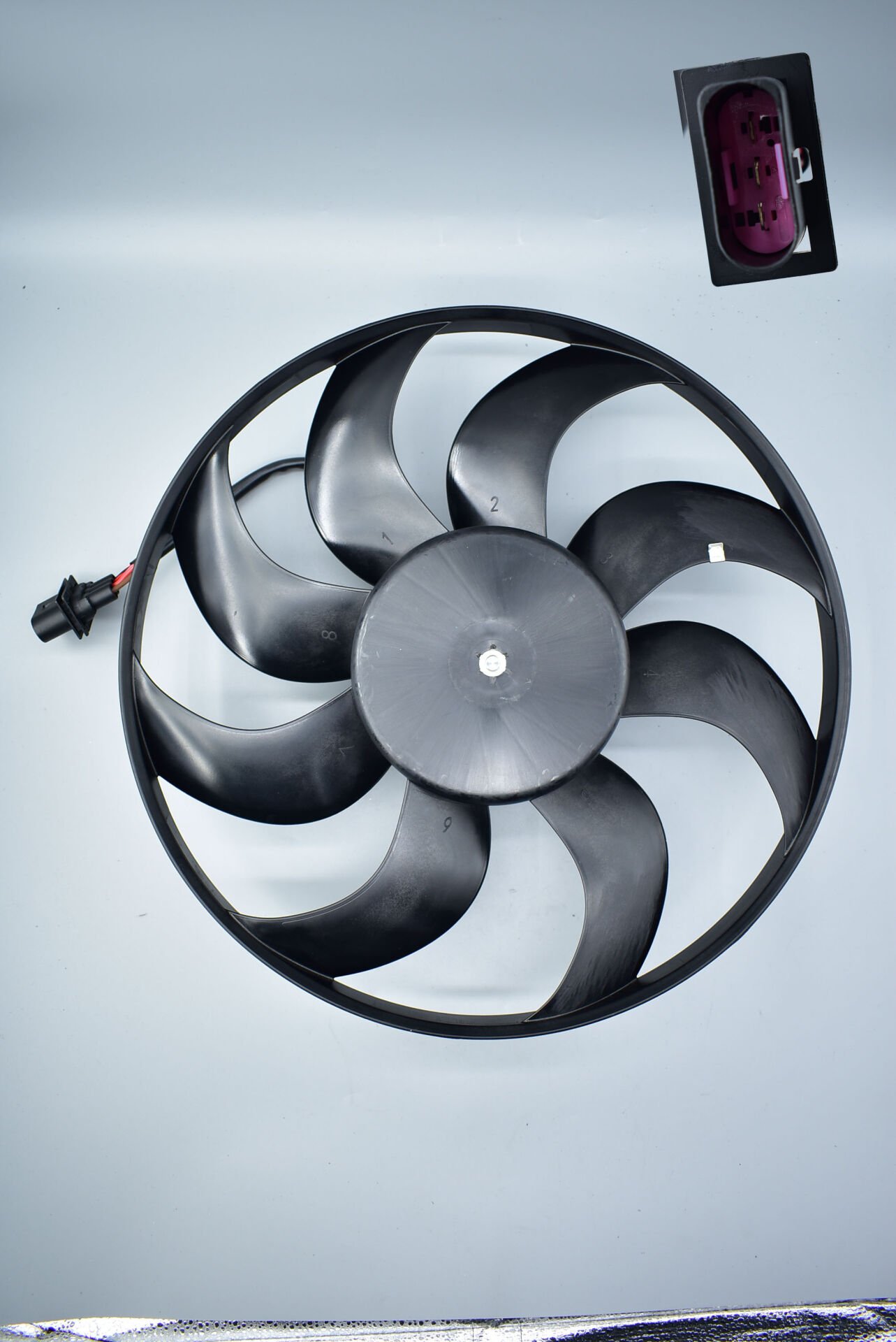 FAN MOTORU POLO CORDOBA İBİZA FABİA BBY BKY BBZ BNV BNM 1.4 16V 1.4 TDİ 390MM (REZİSTANSLI ve KABLOLU)