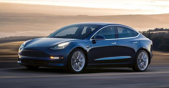 Elektrikli Araçlar: Geleceğin Taşıtı mı, Geçici Bir Trend mi?