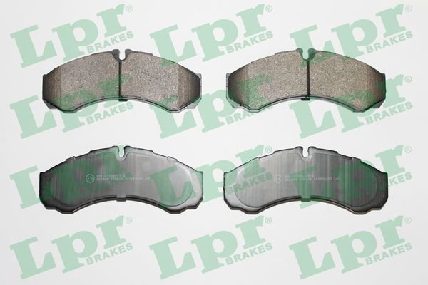 ÖN/ARKA BALATA IVECO DAILY 30.8/35.8/ 35.10/35.12/40.10/49.10/49.12/59.10/59.12 99 >