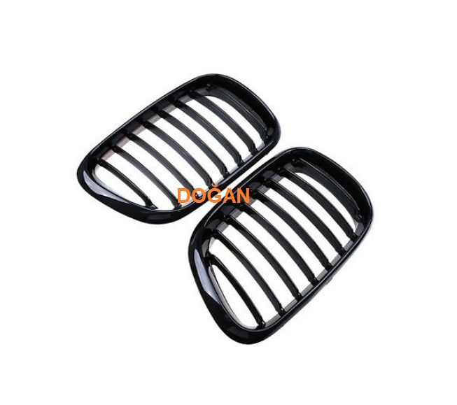 BMW - ÖN PANJUR (KROM/SİYAH) SAĞ X5 2001- - 51138402646 