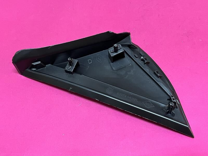 AYNA KENAR BAKALİTİ SAĞ SİYAH RENAULT MEGANE IV 15>  638744983R