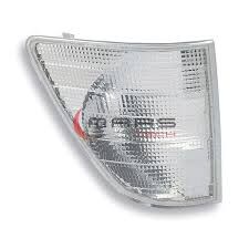 SİNYAL LAMBASI SAĞ MERCEDES BENZ W124 93-96 DUYLU E SINIFI  8207821