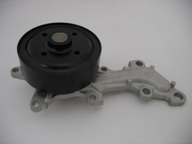 DEVİRDAİM SU POMPASI TOYOTA AVENSIS 1.6L 3ZZFE ZZT250 03-08 / COROLLA 1.4L 4ZZ-FE ZZE120 VVTİ 02-06 / 1.6L 3ZZ-FE ZZE121 VVTİ 02-06 / VERSO 1.6L 3ZZ-FE ZNR10 04-> GWT-98A İLE AYNI  1610029415-1610029175