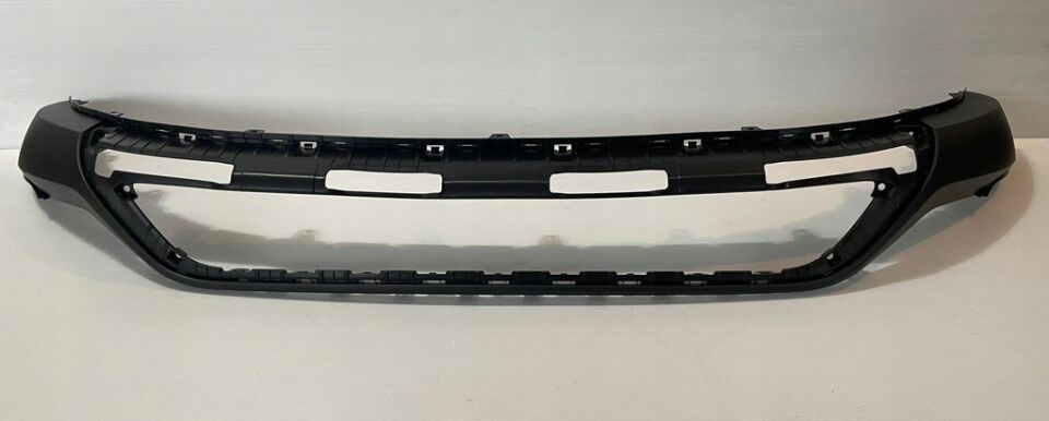 ÖN TAMPON ALT KAPAK - BAYON - OEM 86512-Q0AA0,86512Q0AA0