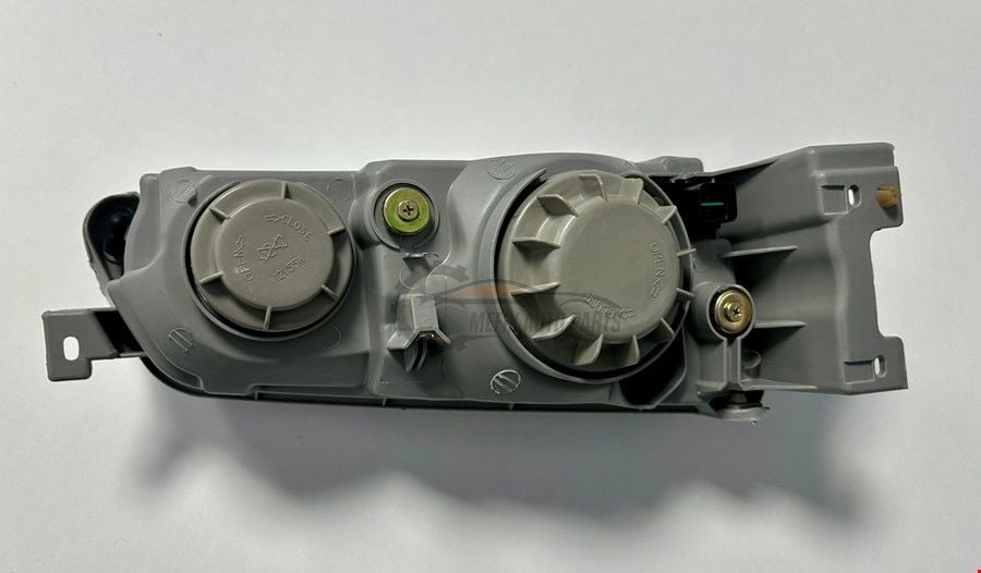 HYUNDAİ - ÖN FAR MANUEL SOL STAREX 2005- - 92101-4A500