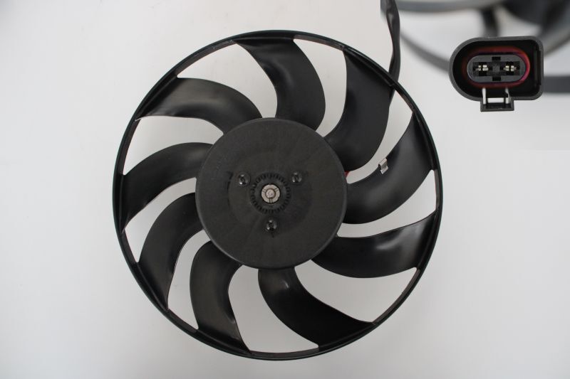 FAN MOTORU SAĞ TRANSPORTER T5 AXB AXD AXE 1.9 TDİ 2.5 TDİ (KABLOLU)