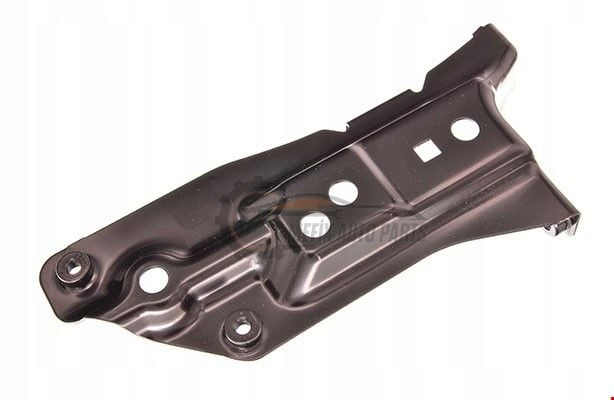 AUDİ - ÖN ÇAMURLUK BRAKETİ SAĞ A3 2004- - 8P0821136A