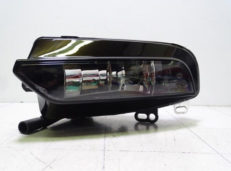 AUDİ - SİS FARI SOL ''HB'' A3 2013- - 8V0941699C