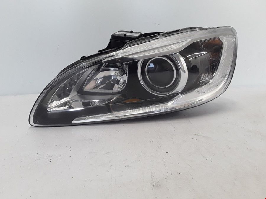 VOLVO - ÖN FAR SOL (7 PİN MERCEKLİ) S60 2014- - 31698824 / 31420108 / 31698818 /  31395902
