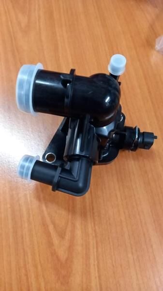 TERMOSTAT 88 ASTRA J-CORSA D-CORSA E-MERIVA B-COMBO D 1.3 A13DTC-DTE B13DTC-DTE DOBLO-FIORINO- PANDA-PUNTO-EGEA QUBO 1.3D MULTIJET 10> BIPPER-NEM0 1.3 EURO 5 SUZUKI SWIFT