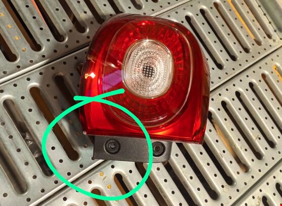 ARKA STOP DIŞ SOL TİGUAN 2009- (HASARLI)