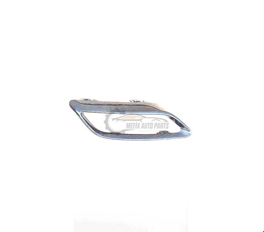 AUDİ - ARKA EGZOZ ÇERÇEVE SAĞ KROM (S-LINE) A3 2021- - 8Y0807834
