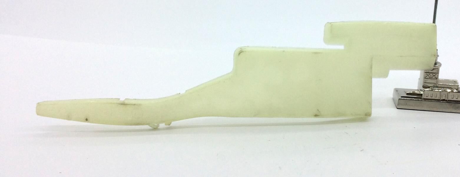 ŞANZIMAN YAĞLAMA AYAĞI R9-R19-CLIO-MEGANE-LOGAN  321079831R