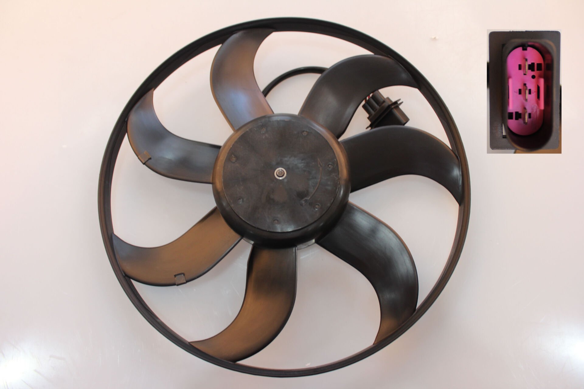 FAN MOTORU SOL POLO CORDOBA İBİZA FABİA BBY BKY BBZ BNV BNM 1.4 16V 1.4 TDİ (REZİSTANSLI ve KABLOLU)