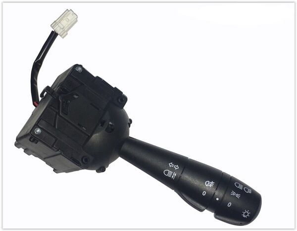 FAR SİNYAL KOLU DUSTER 10 > LOGAN II-SANDERO II 12 > CAPTUR-CLIO IV-TWNG III Arka sis lambasi ile