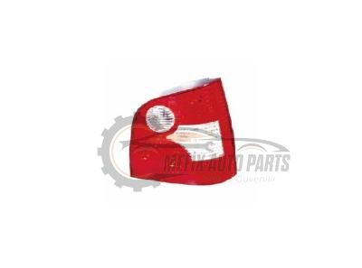 VOLKSWAGEN - STOP LAMBASI ( BEYAZ ) SAĞ POLO 2002- - 6Q6945096B