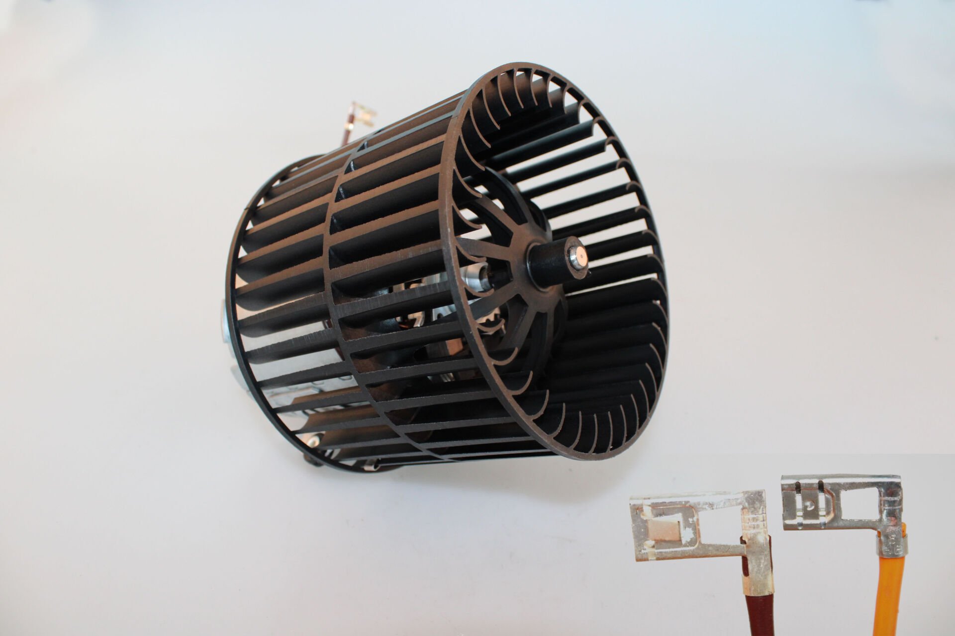 KALORİFER MOTORU ASTRA F 91> VECTRA A 88 95 CALIBRA 00> 126x99.5MM (KABLOLU)