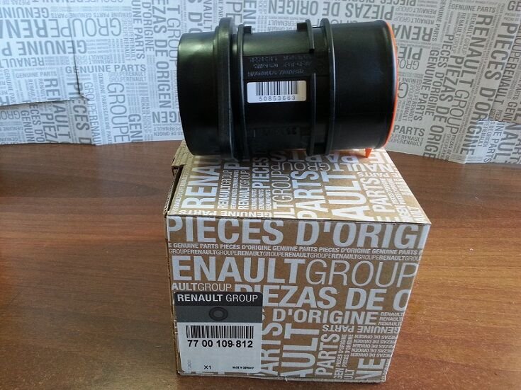 PISTON KOLU MERCEDES OM607 W176 W246 C117 X117 X156 W415 . RENAULT KNG CLIO MGN FLUENCE 1.5 dCi K9K  A6070302100-7701475074