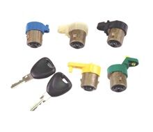 KAPI KİLİTİ 5 SET KANGOO 98-07  7701472589