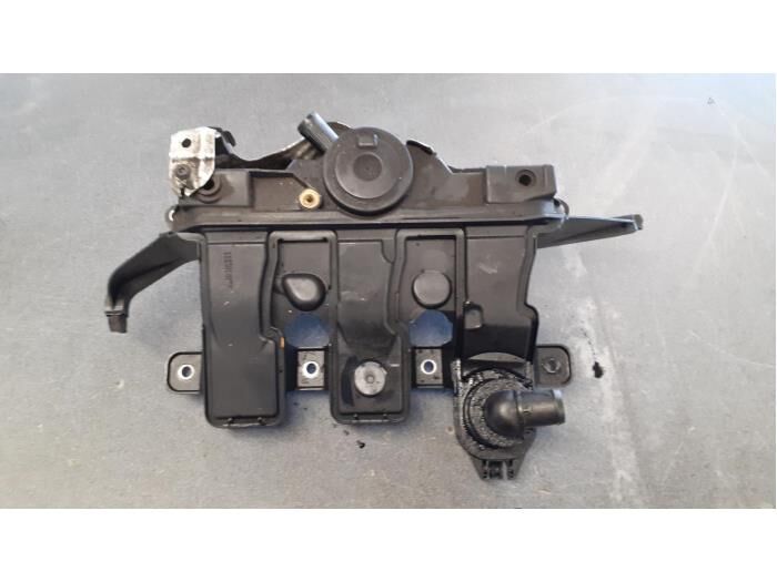 YAĞ DEKANTÖRÜ RENAULT TRAFIC III 15> FLUENCE 12> KADJAR 15> MEGANE IV 15> TALISMAN 16> 1.6dCi R9M