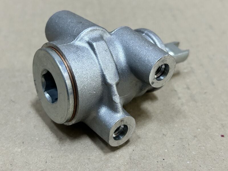 TERMOSTAT 82C 2 MÜŞÜR YUVALI DUCATO 2.3 MJT-KARSAN J10 2.3 JTD-IVECO DAILY 2.3 MJTD